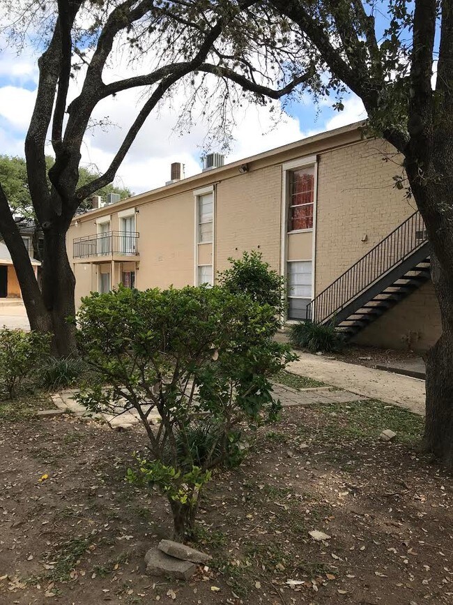 4603 Vance Jackson Rd 4603 Vance Jackson Rd San Antonio TX 78230