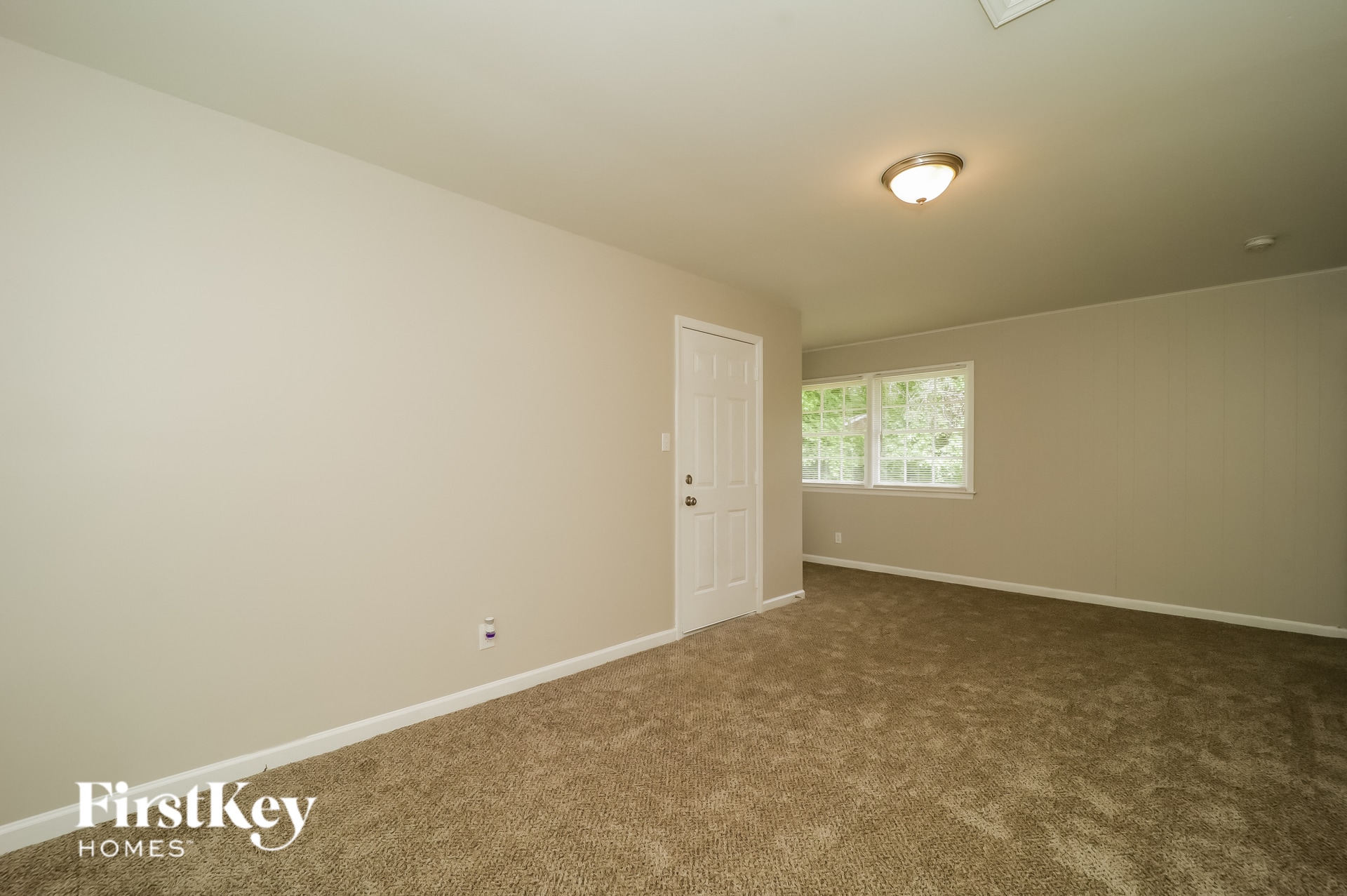 Building Photo - 2706 Northampton Dr