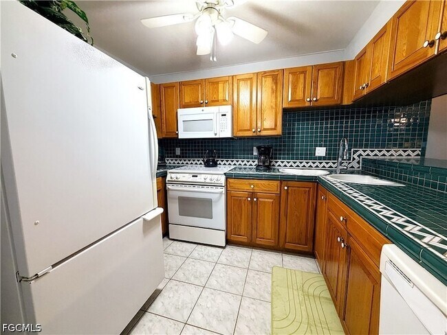 Building Photo - 3490 N Key Dr