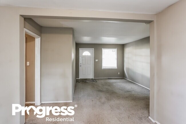 Building Photo - 3128 Latona Dr SW
