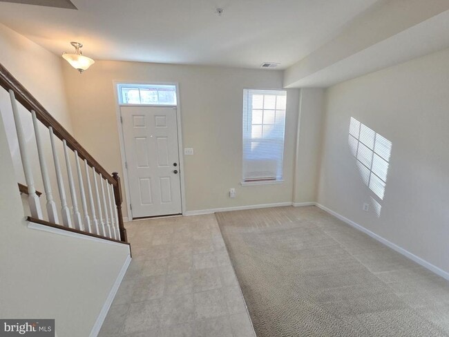 Building Photo - 705 S Macon St.