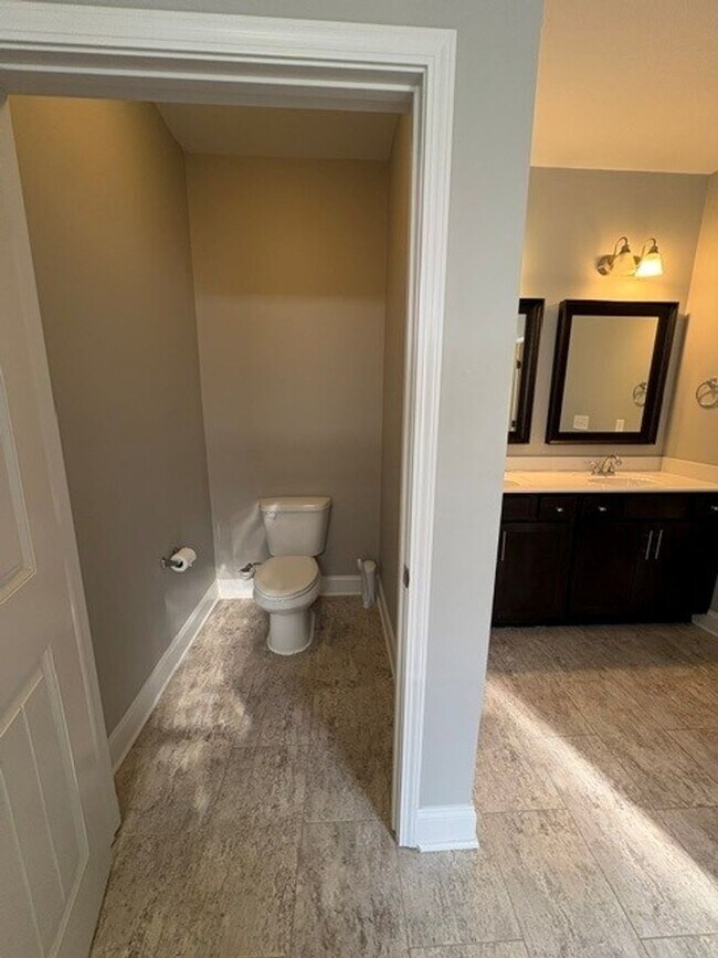 Building Photo - NOW AVAILABLE IN MILLSTONE!!