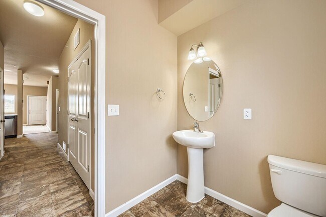 Building Photo - 4219 Perryville Pt