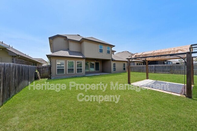 Building Photo - 221 Terramar