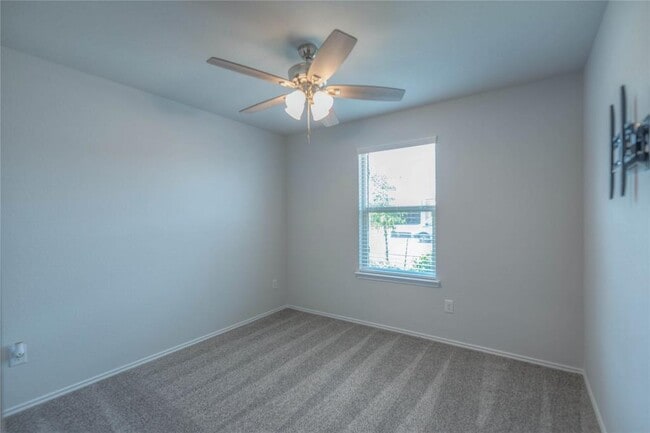 Building Photo - 204 Rockbridge Dr