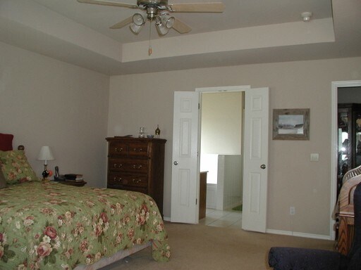 Building Photo - Gated Community with Pool, Park & Pond - Edmond North Schools