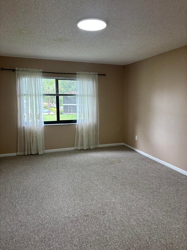 Building Photo - 21500 Cypress Hammock Dr