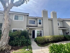 Building Photo - 17 Goldenrod