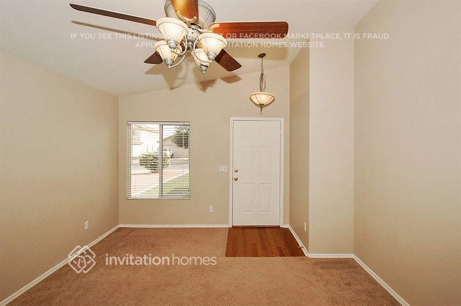 Building Photo - 12230 W Aster Dr