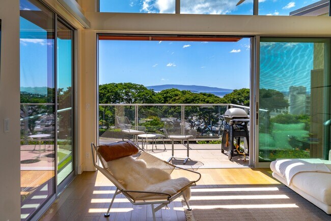 Building Photo - Modern Elegancy at Makali'i in Wailea – Finely Furnished 3 Bedrooms / 3 Bathrooms