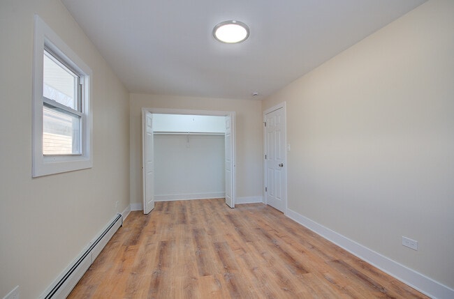 Building Photo - 18634 Bernadine St