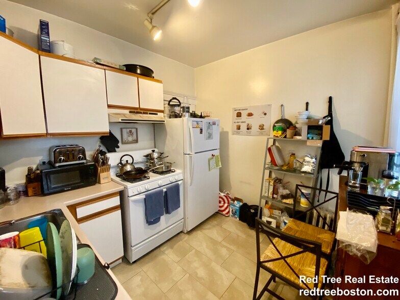 Building Photo - 55 Lanark Rd