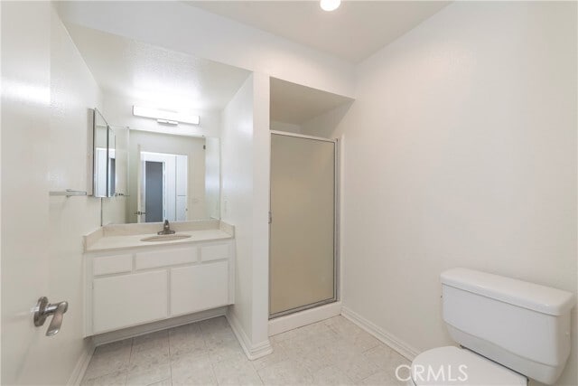 Building Photo - 8466 Kington Way