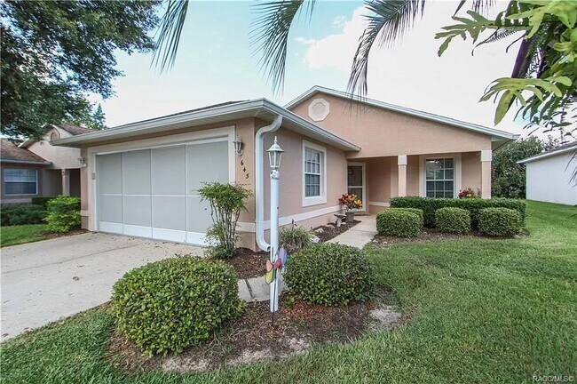 Primary Photo - 645 W Sunbird Path