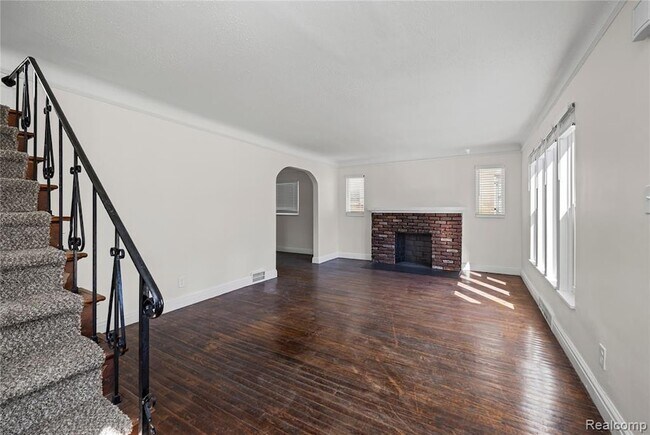 Building Photo - 16549 Washburn St