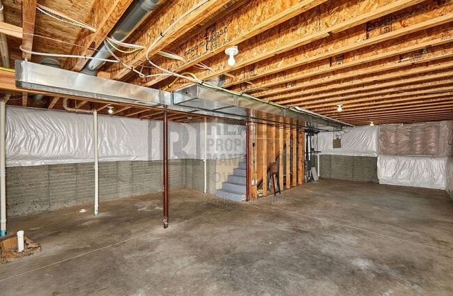 Building Photo - 3504 163rd St