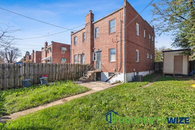 Building Photo - 3705 Midheights Rd