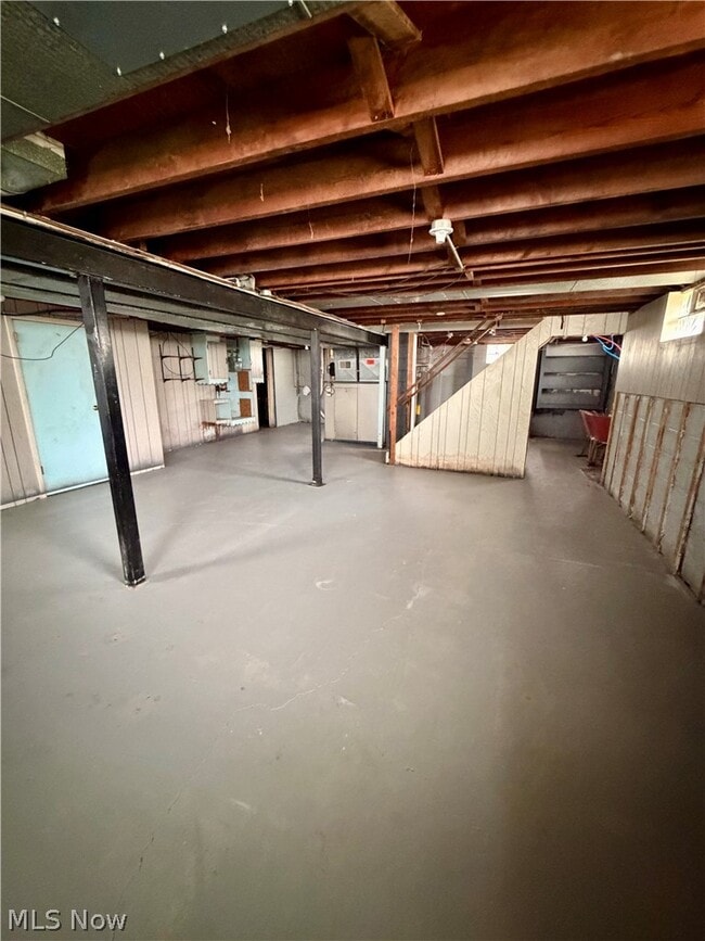 Building Photo - 1408 E Boston Ave