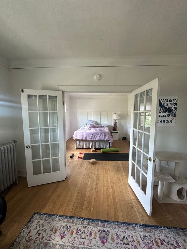 Interior Photo - 2523-29 Webster
