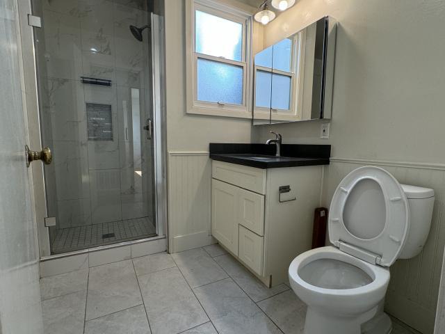 Building Photo - 3 bedroom in San Francisco CA 94118