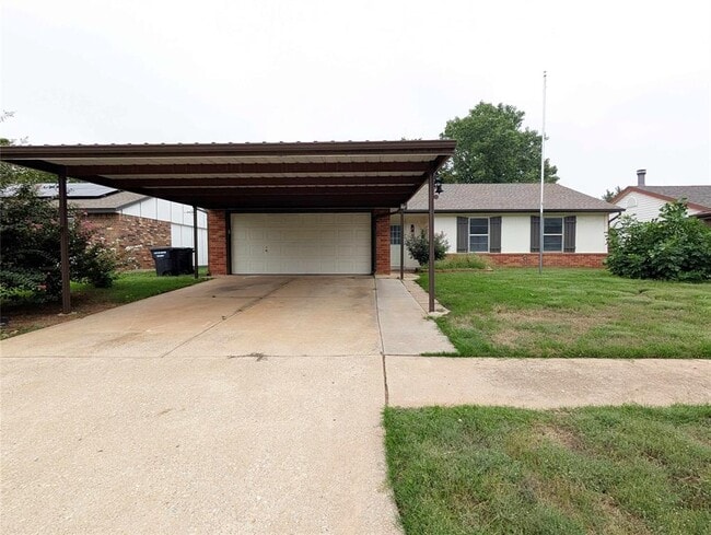 Building Photo - 1609 NE 4th St