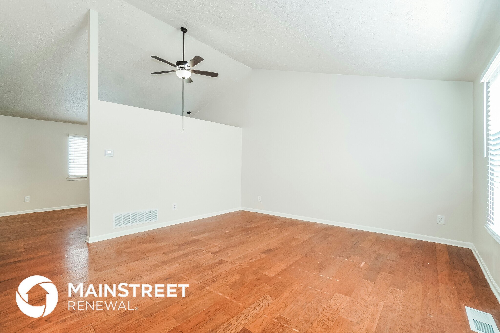 Building Photo - 4008 Thompson Ave