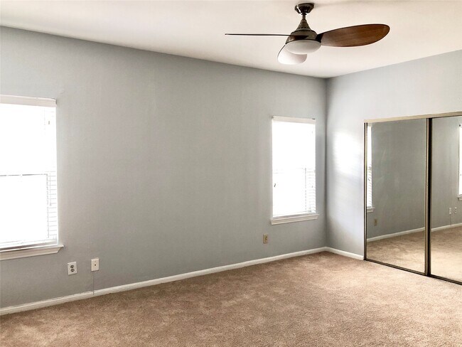 Building Photo - 3178 Holly Hall St