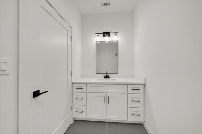 Building Photo - 8402 Double