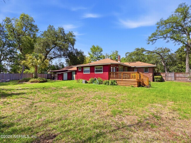 Building Photo - 1222 Ingleside Ave