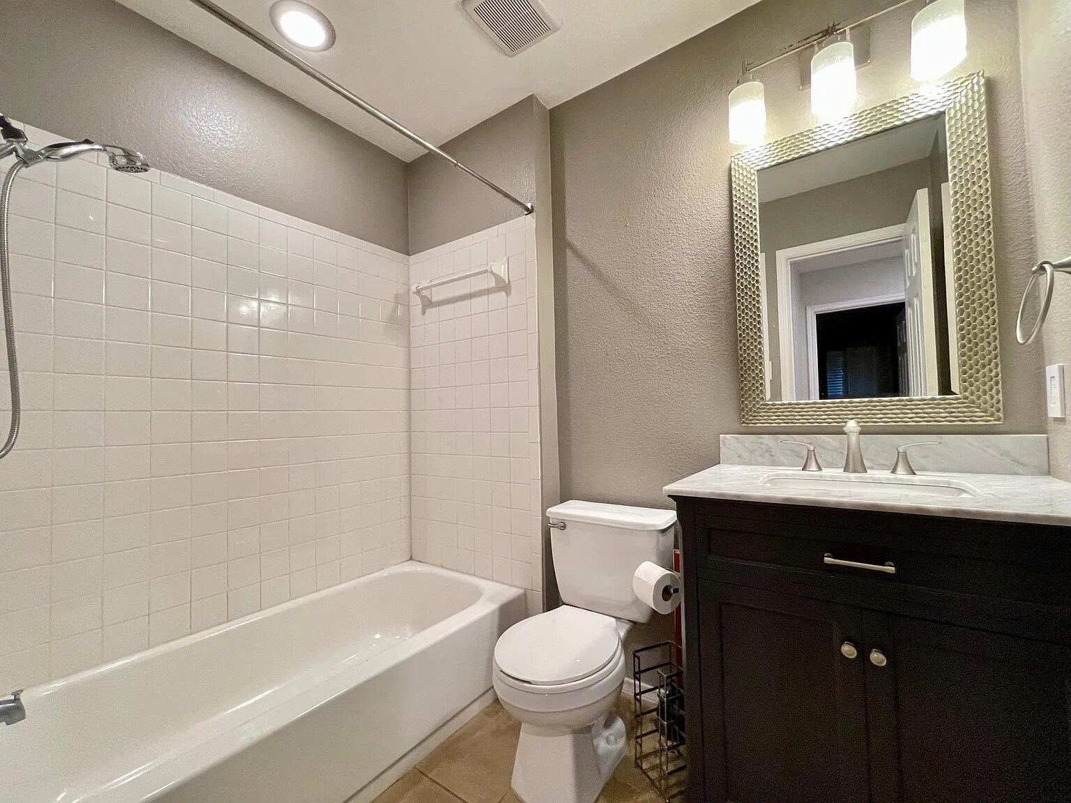 Building Photo - 3468 Flowstone Ln