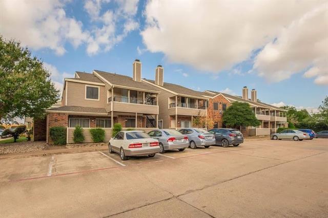 Building Photo - 6897 Meadow Rd