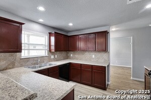 Building Photo - 9159 Mare Hunt