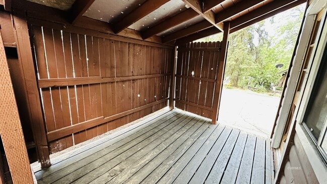 Building Photo - 1+ Bed in Idyllwild
