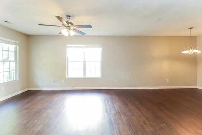 Building Photo - 1069 Park Meadow Dr