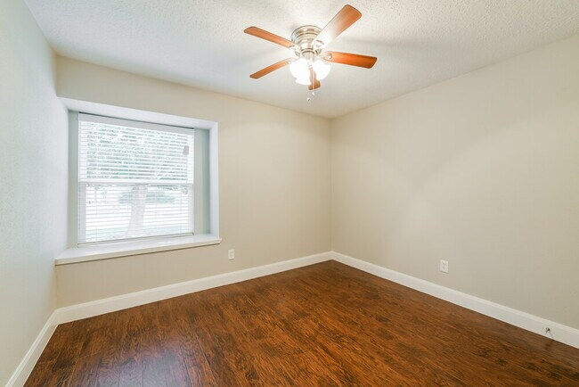 Building Photo - 7214 Natchez Dr