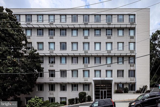 Building Photo - 1730 Arlington Blvd