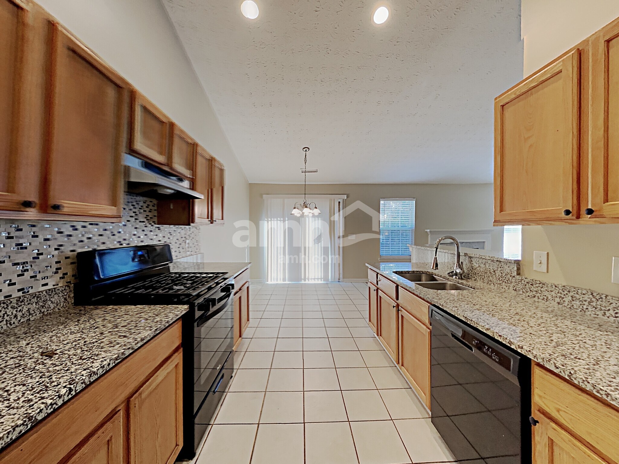 Building Photo - 247 Rockingham Dr