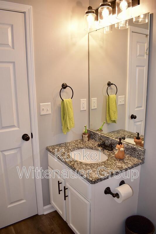 Building Photo - 1538 Manchester Dr