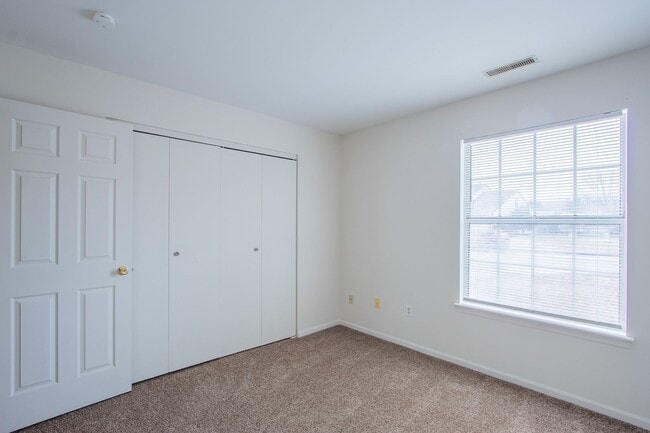 Building Photo - Charming 2-Bedroom Ranch Home with Garage and Spacious Backyard in Dover, DE