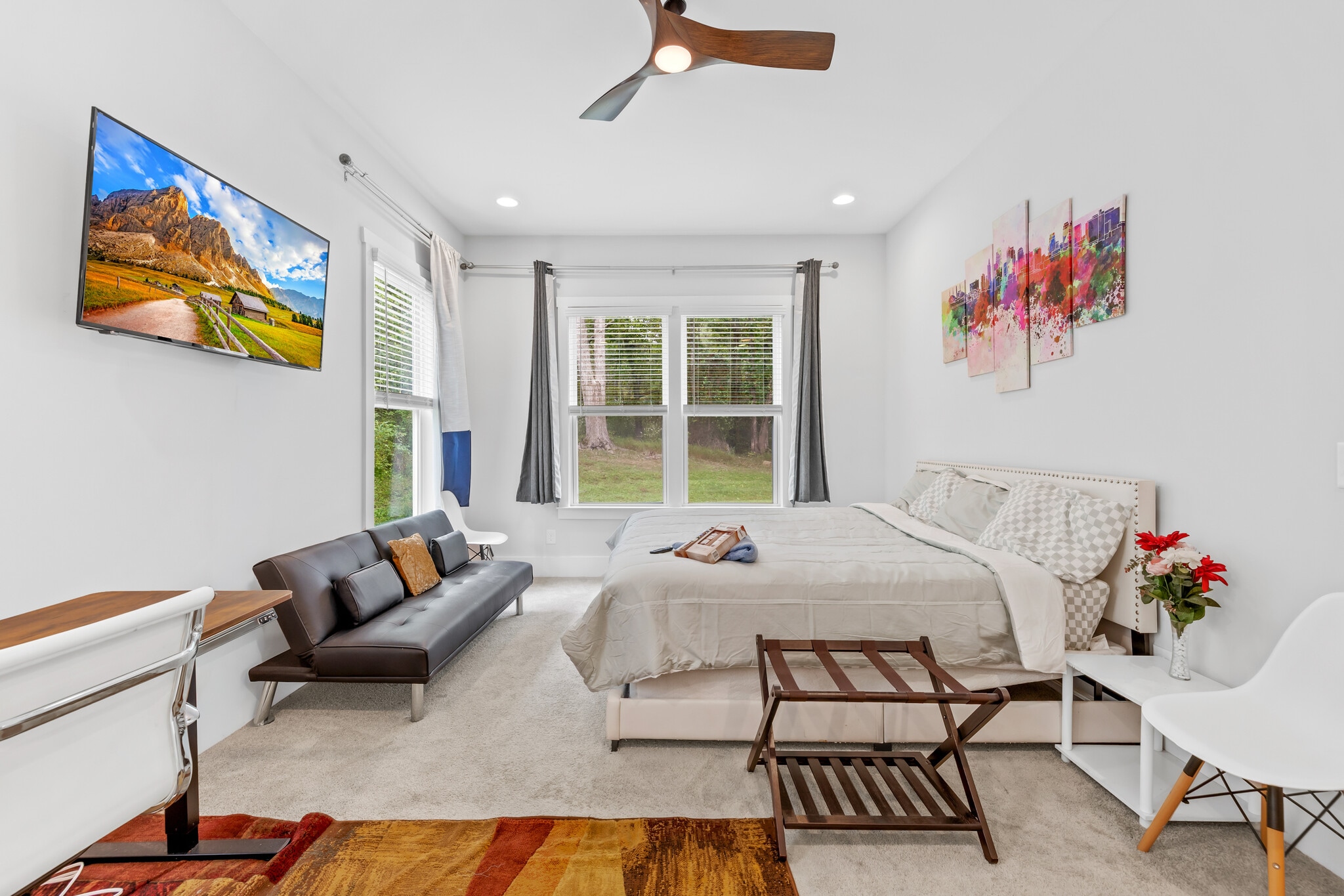 Building Photo - Room in House on Grace Ln