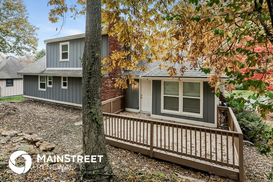 Building Photo - 517 N Clayview Dr