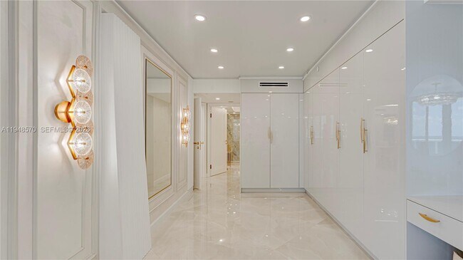 Building Photo - 16711 Collins Ave