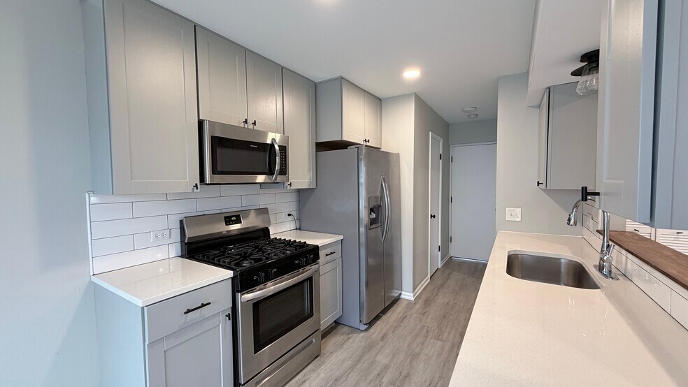 Building Photo - 721 Sunfish Pt