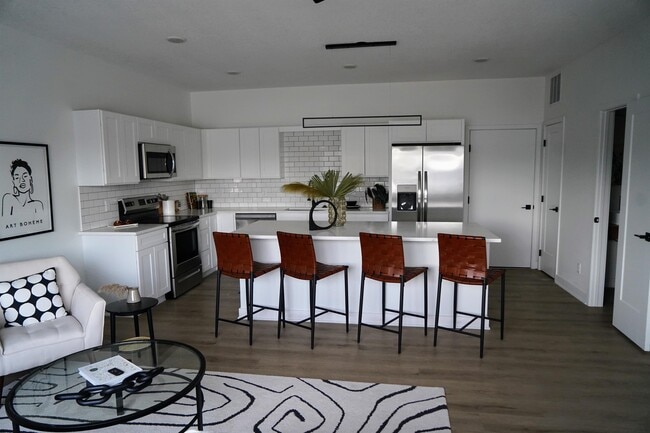 Building Photo - 6501 106th St