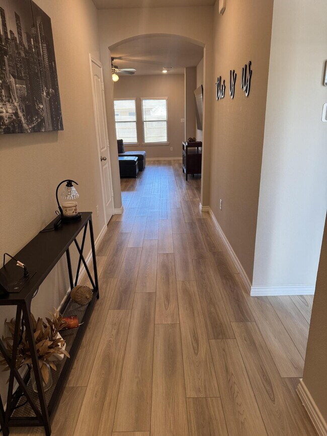 Building Photo - "Charming 3-Bed, 2-Bath Home in Bryan, TX!"