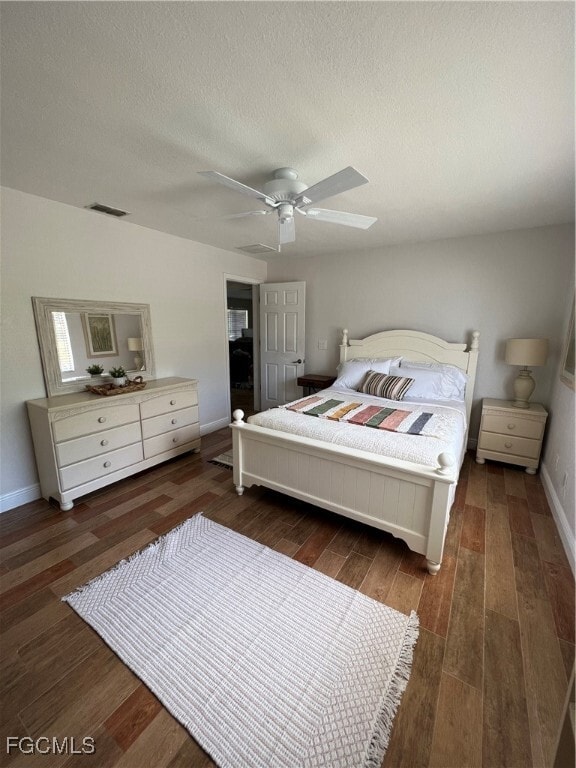 Building Photo - 852 NE 7th Pl