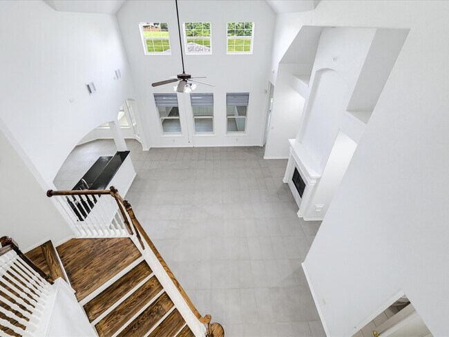 Building Photo - 1114 Jasons Bend Dr