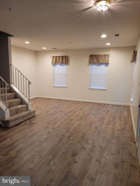 Building Photo - 8604 Aspen Grove Ct