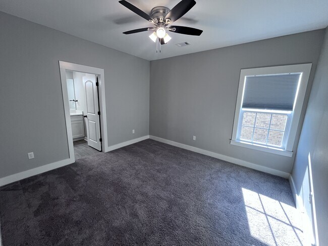 Building Photo - 8817 Stillwater Rd