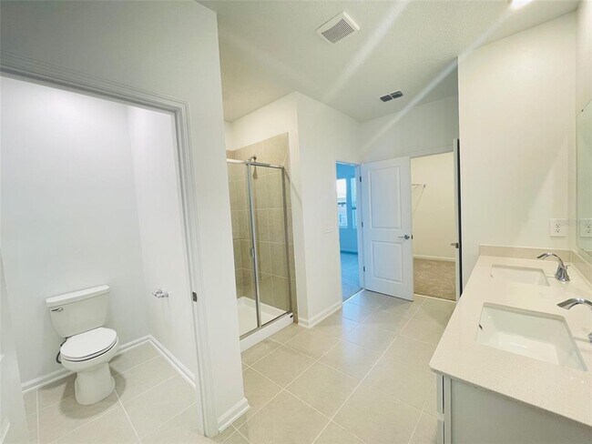 Building Photo - 7250 Summer Ivy Aly